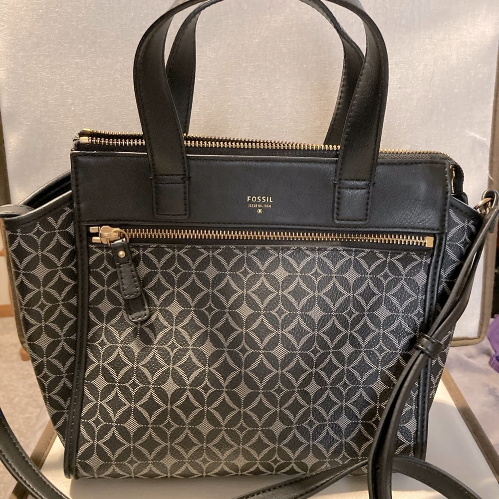 Fossil handbag